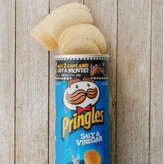 Pringles Salt & Vinegar (Соль и уксус)